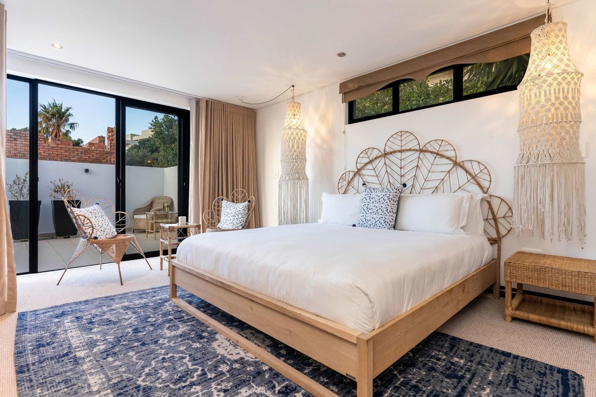 🌊 Cape House | Luxury 5 Bedroom Villa, Bakoven, Camps Bay, Cape Town