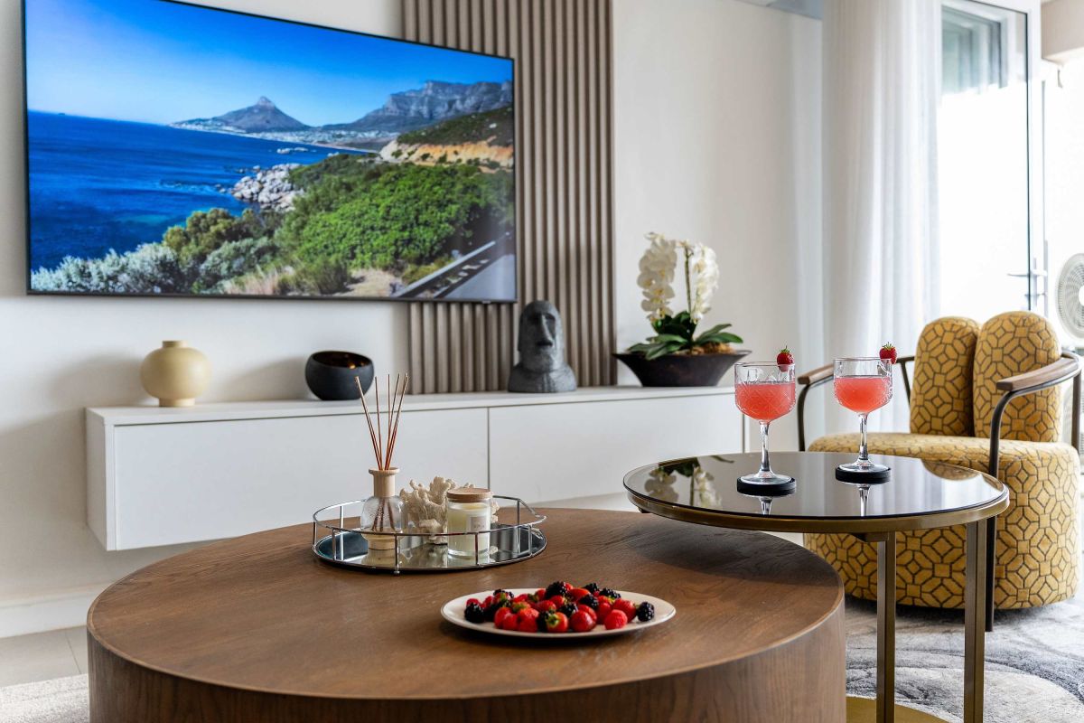 🌊 Bantry Bay Alanda | Stylish 3 Bedroom Apartment, Bantry Bay, Cape Town
