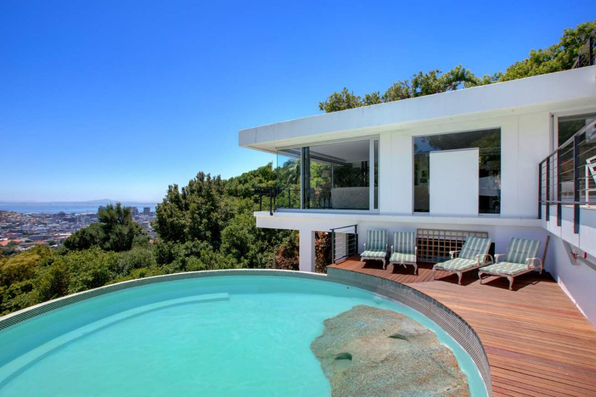🌆 At Altitude Cape Town | Luxury 4 Bedroom Villa, Higgovale, Cape Town