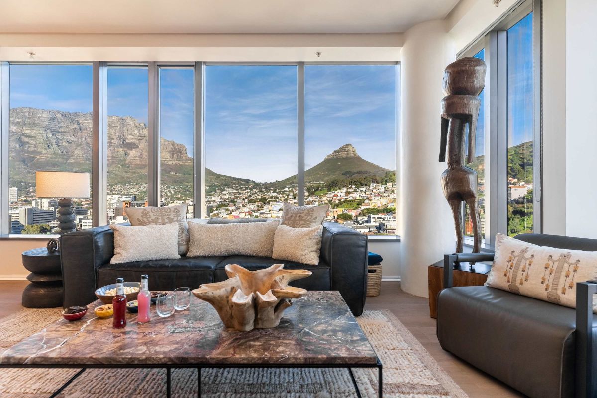🌆 1509 on Strand | Modern 2 Bedroom Apartment, De Waterkant, Cape Town