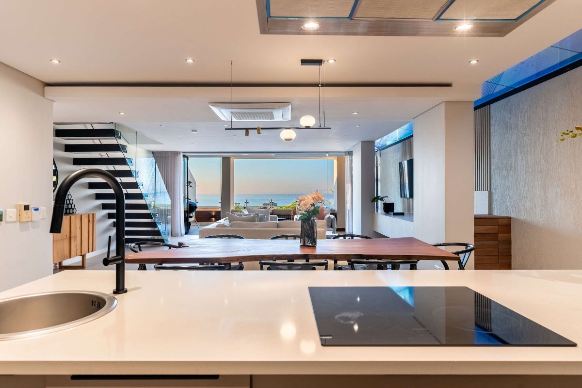🌊 Iconic Views Green Point | Stylish 3 Bedroom Apartment, Green Point, Cape Town