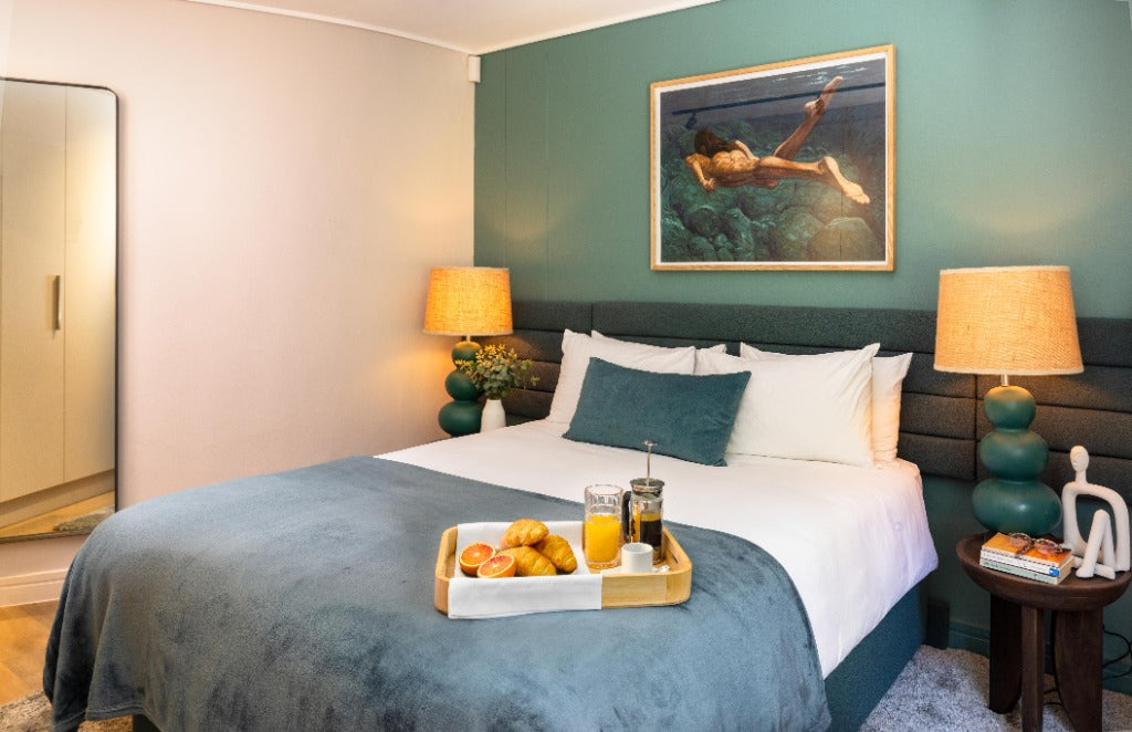 🌊 Victoria Luxe | Luxury 4 Bedroom Villa, Camps Bay, Cape Town