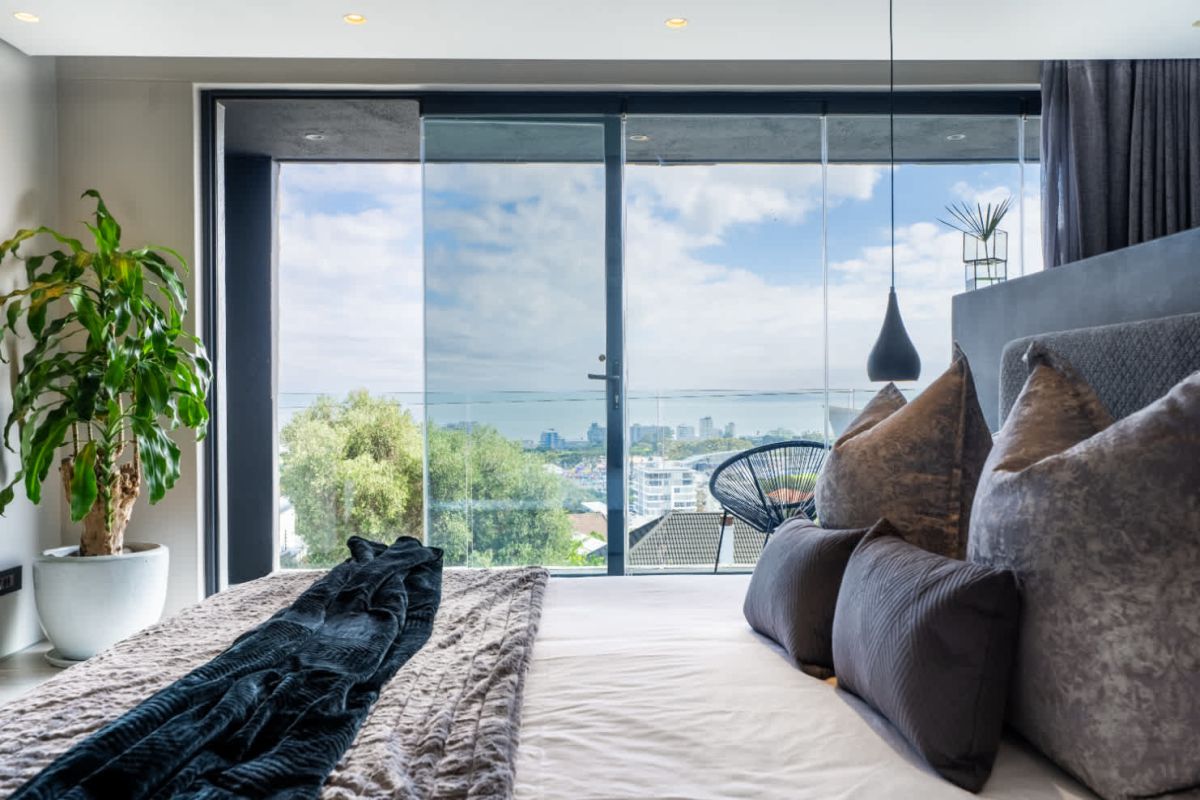 🌊 Oasis on Joubert | Luxury 4 Bedroom Villa, Green Point, Cape Town