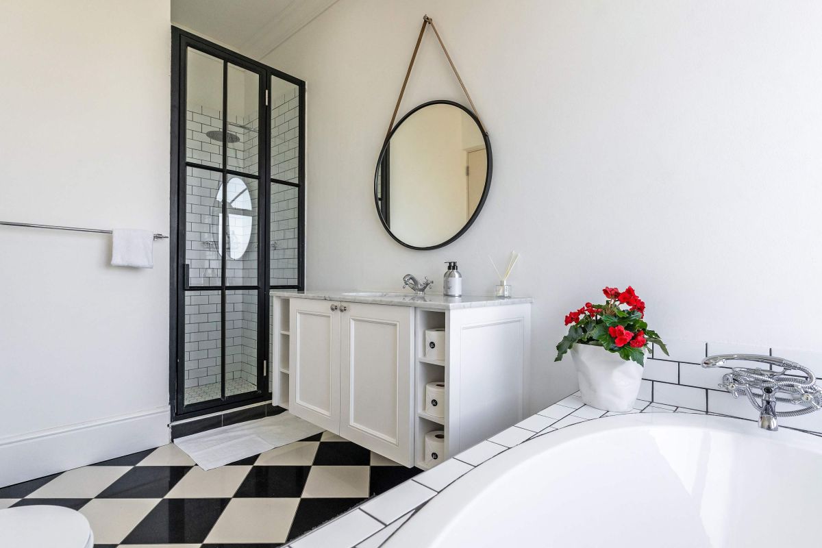 🌊 Gatsby Noir | Luxury 4 Bedroom Villa, Camps Bay, Cape Town