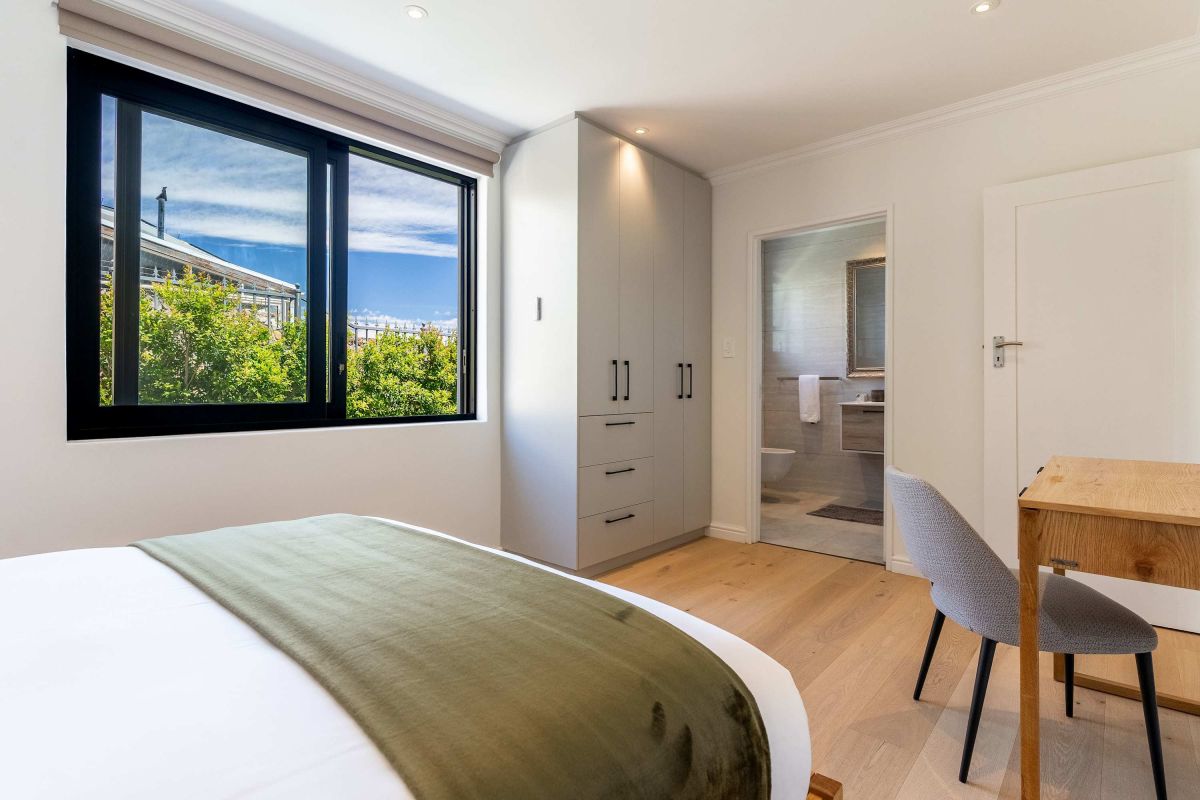 🌊 Crystal Bay Villa | Luxury 4 Bedroom Villa, Bakoven, Camps Bay, Cape Town