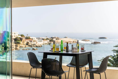 🌊 Amashe Luxe Apartment | Luxury 3-Bedroom Apartment, Bakoven, Camps Bay