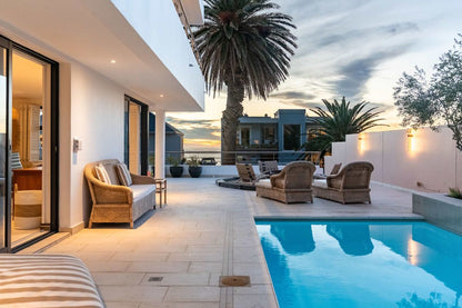🌊 Cape House | Luxury 5 Bedroom Villa, Bakoven, Camps Bay, Cape Town