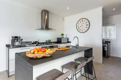 🌊 Jo Leo Villa | Luxury 5 Bedroom Villa, Camps Bay, Cape Town