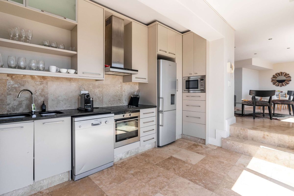 🌊 Bakoven Serenity | Luxury 4 Bedroom Villa, Bakoven, Camps Bay