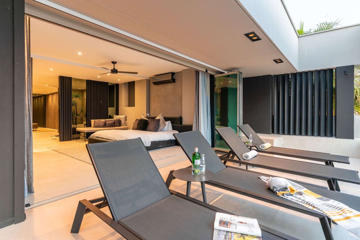 🌊 Amashe Luxe Apartment | Luxury 3-Bedroom Apartment, Bakoven, Camps Bay