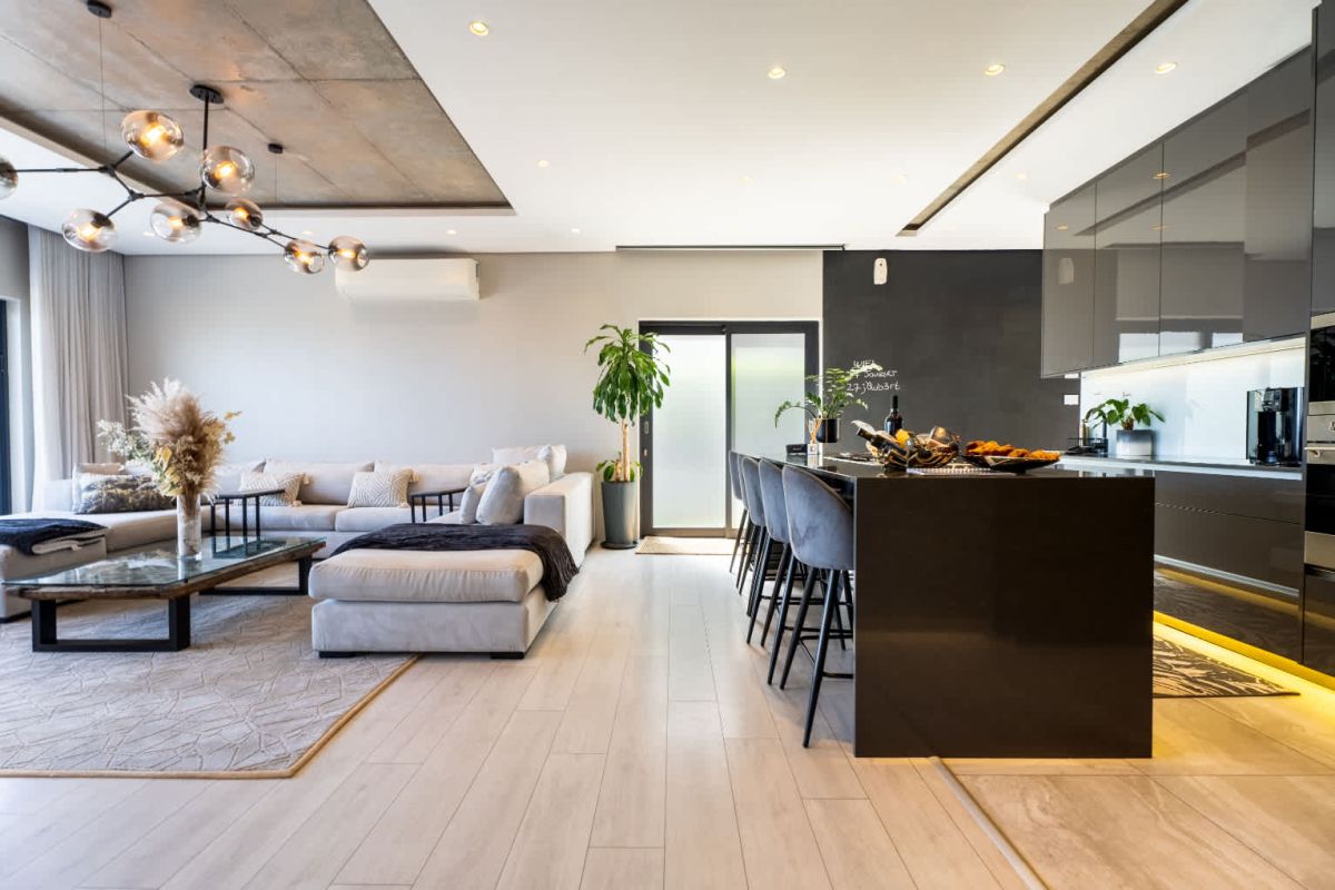 🌊 Oasis on Joubert | Luxury 4 Bedroom Villa, Green Point, Cape Town