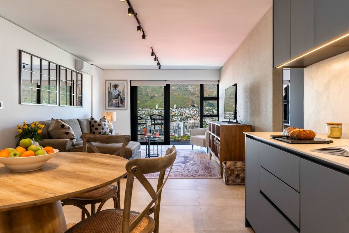 🏔️ Table Mountain Majesty | Stylish 2 Bedroom Apartment, Bo-Kaap, Cape Town