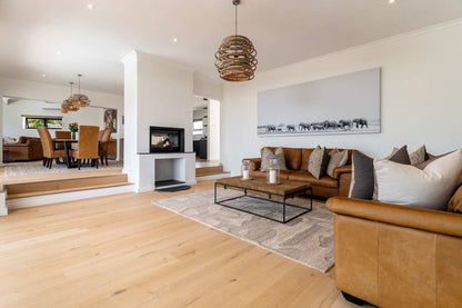 🌊 Crystal Bay Villa | Luxury 4 Bedroom Villa, Bakoven, Camps Bay, Cape Town