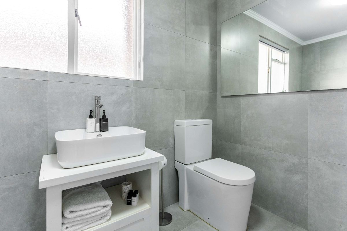 🌊 Bantry Bay Pearl | Charming 2 Bedroom Apartment, Bantry Bay, Cape Town