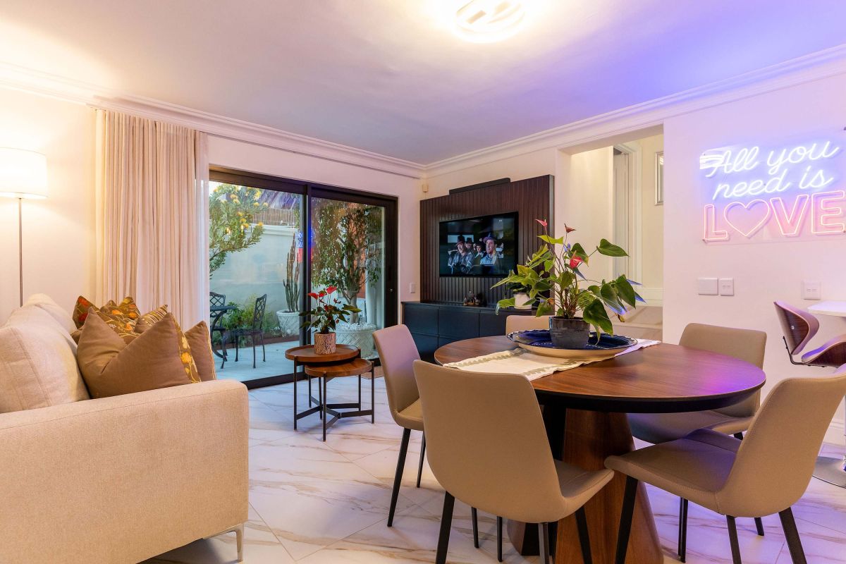 🌊 Villa Iparadesi | Luxury 5 Bedroom Villa, Camps Bay, Cape Town