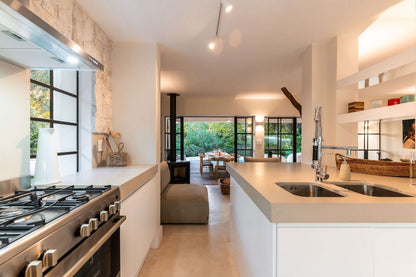 🌿 VILLA RIVER 42 | CAMPS BAY