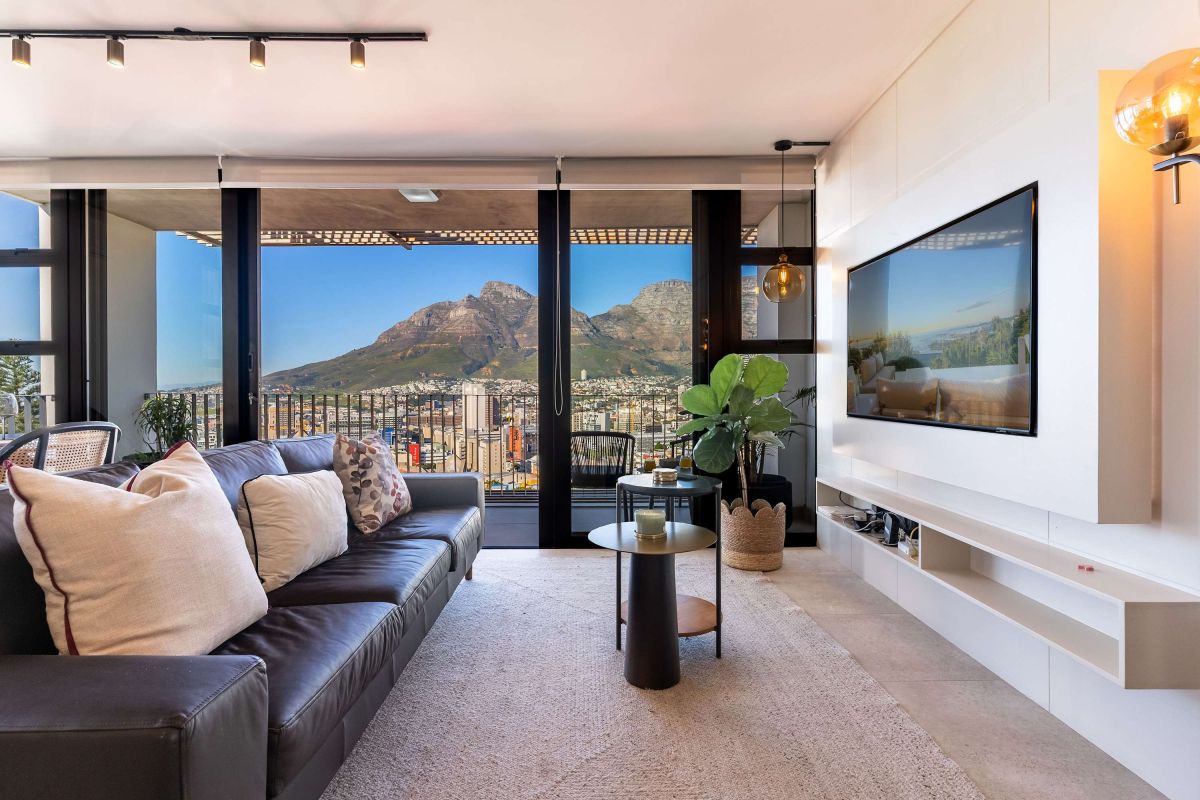 🌆 The Aerie Penthouse | Luxury 3 Bedroom Duplex Penthouse, Bo-Kaap, Cape Town